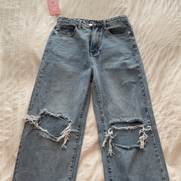 MISSYEMPIRE - Picture 2 of 8